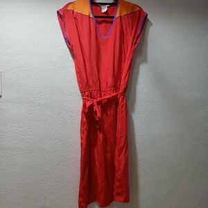 Jake Mulqueen 100% silk size 10 Vibrant Red and Orange V-Neck Midi Dress